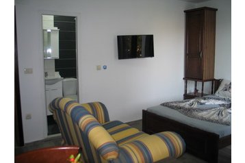 Montenegro Privát Dobra Voda, Interno